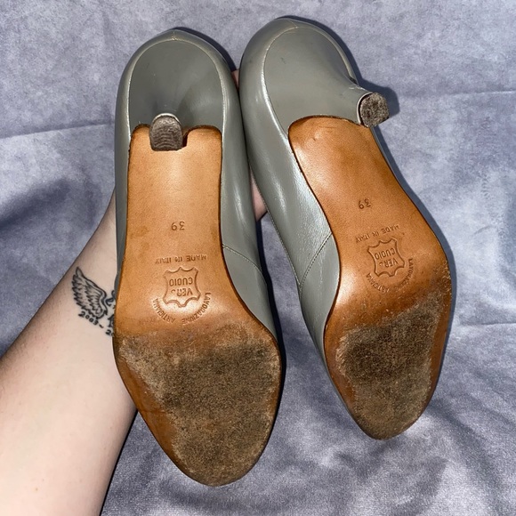 Sansiss kitten heel (approximately 2 inches) - Picture 3 of 3